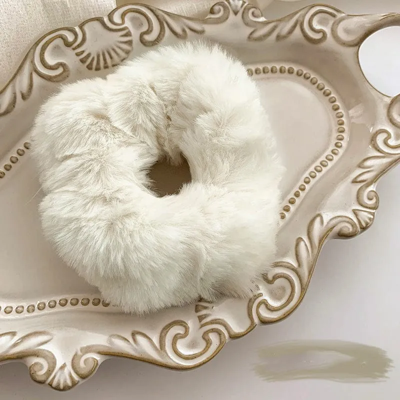 Cream and White Colored Scrunchy Variety