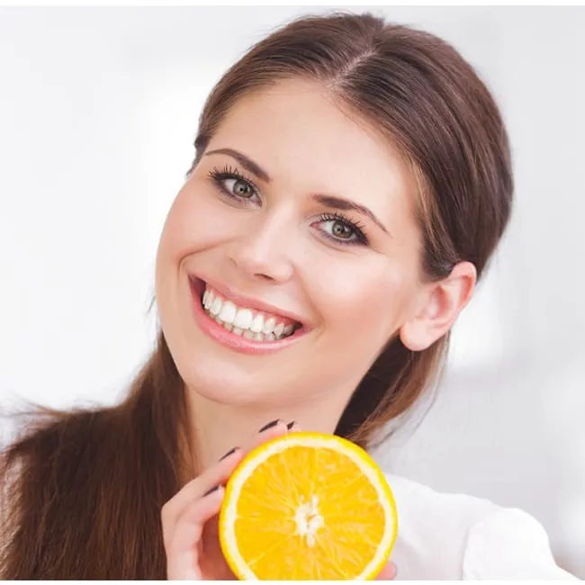 Essano Vitamin C Gentle Polishing Brightening Scrub - 100ml