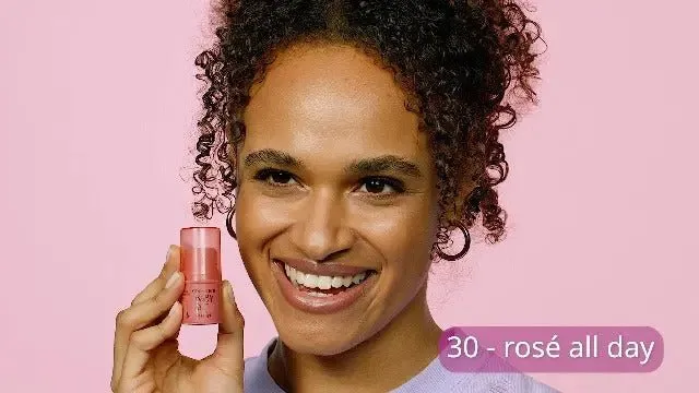 essence Baby Got Blush Stick