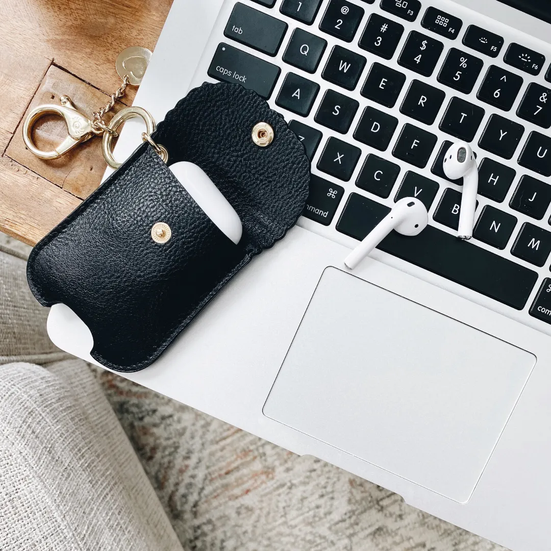 Itzy Ritzy Cute" N Clean Black Sanitizer Case