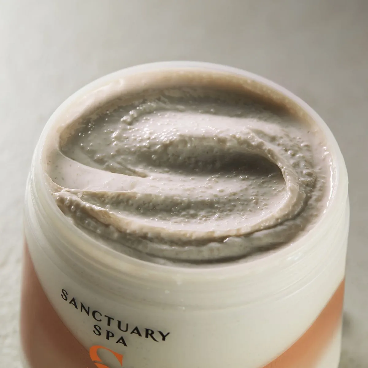 Sanctuary Signature Collection Hot Sugar Scrub 300ml