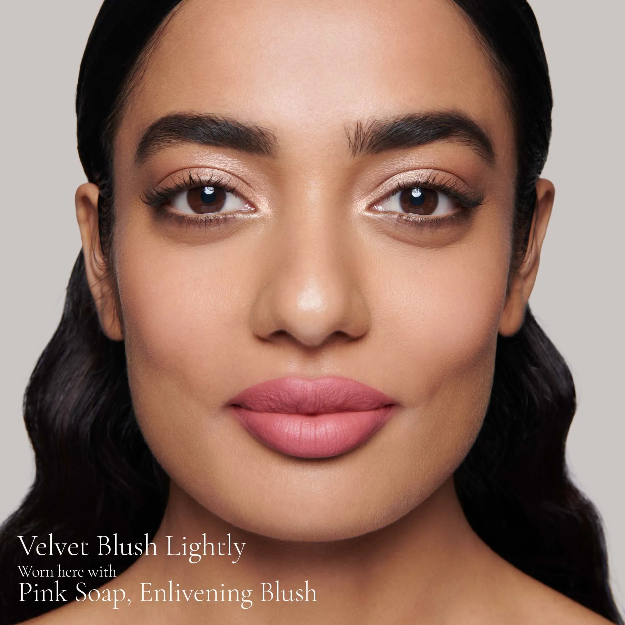 Velvet Blush Lightly (True Velvet Lip Colour)